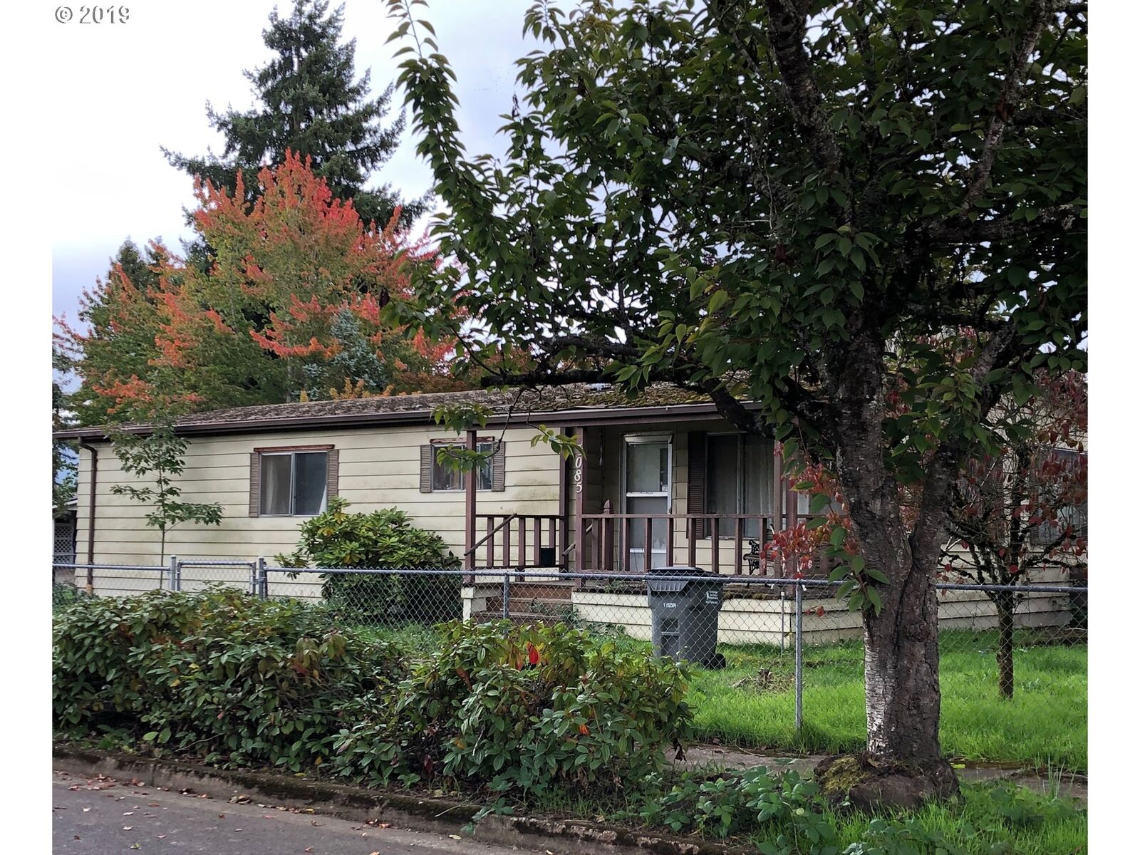 Property Photo: 3085 Delta Pines Dr OR 97408