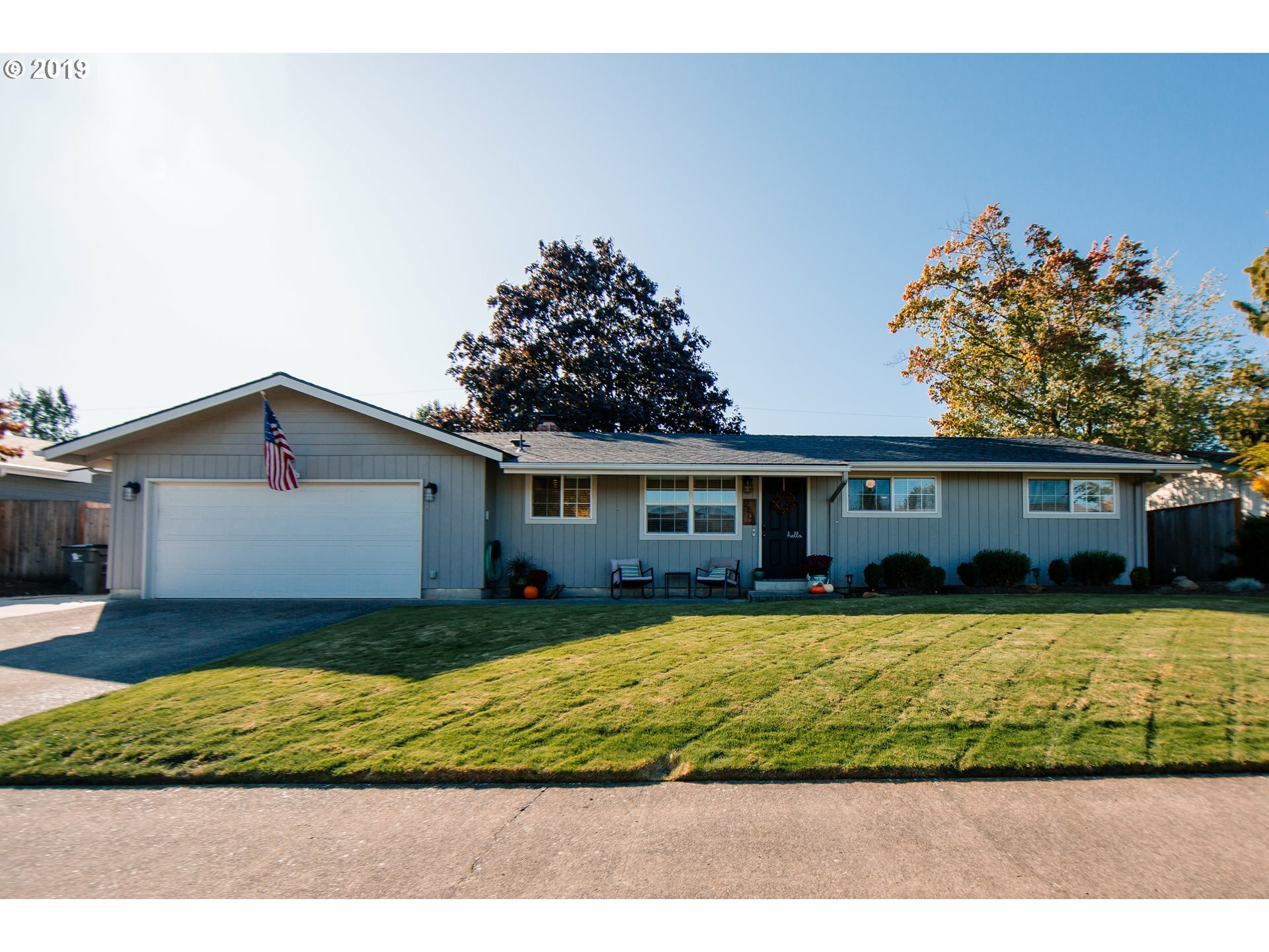 Property Photo: 2636 Cheryl St OR 97408