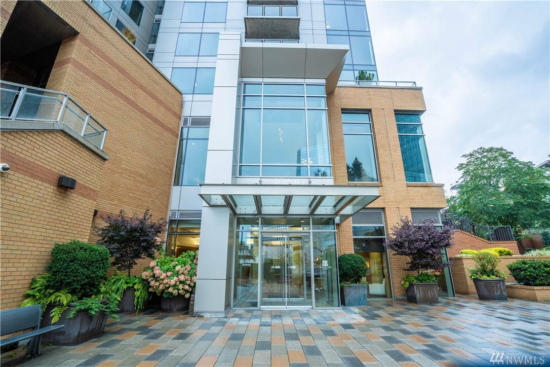 10610 NE 9th Place 1709  Bellevue WA 98004 photo