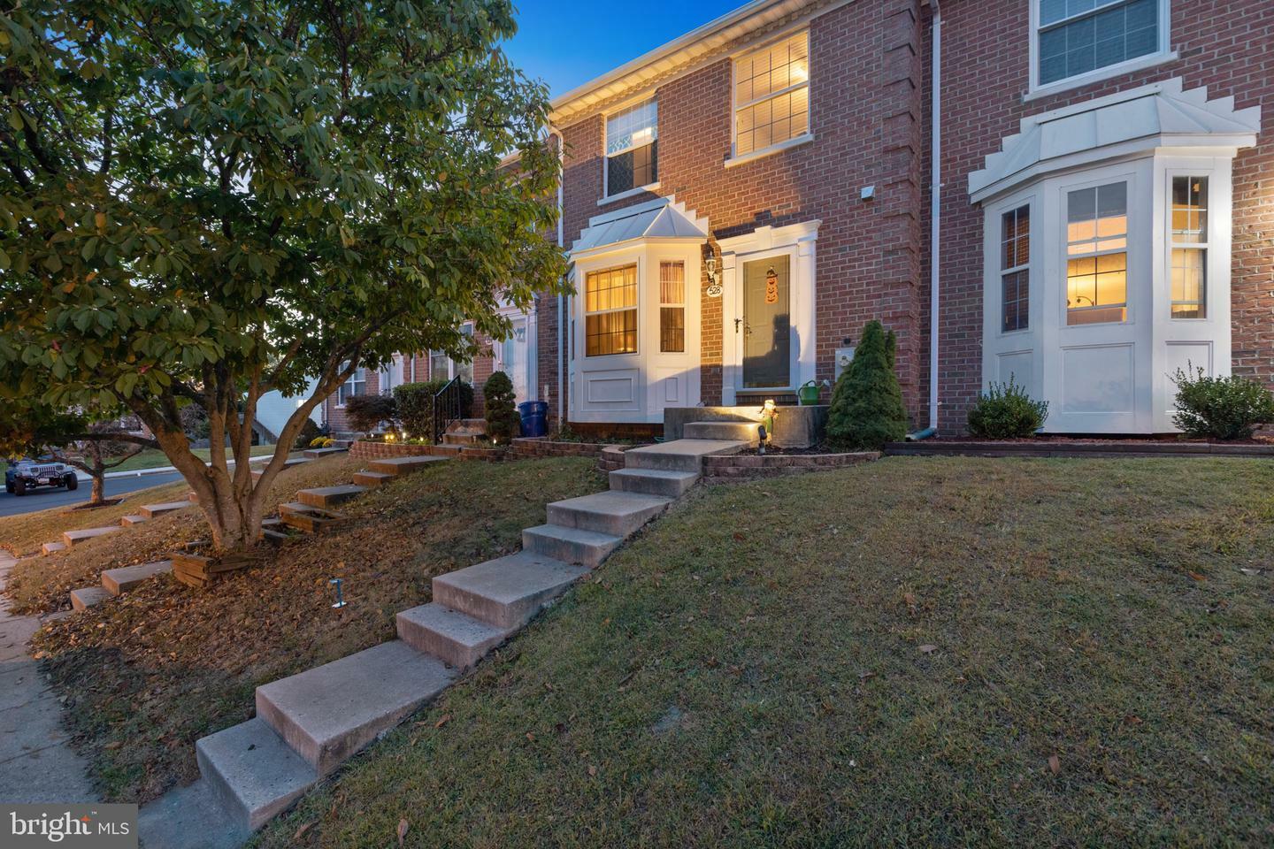 Property Photo: 528 Buckstone Garth MD 21009