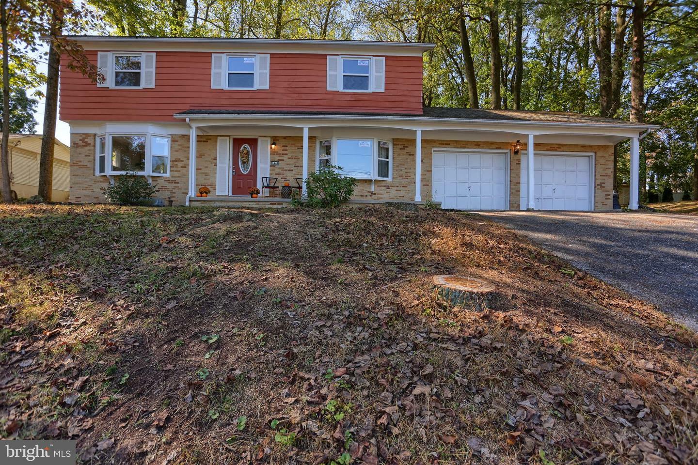 Property Photo:  1449 Jill Drive  PA 17036 