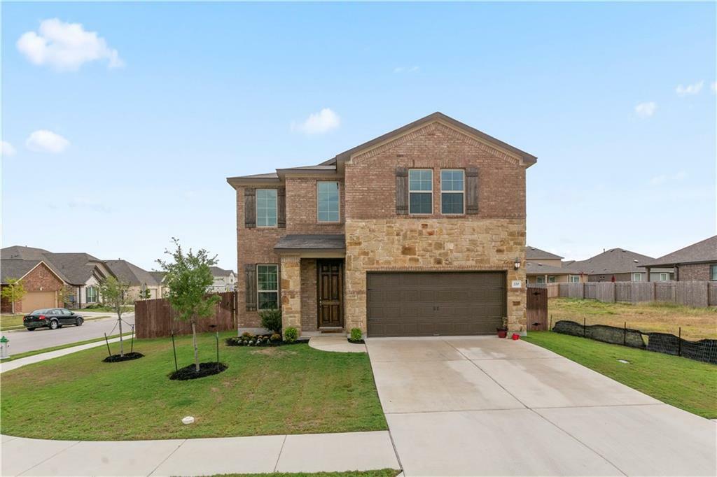 Property Photo:  220 Mauldin Street  TX 78628 