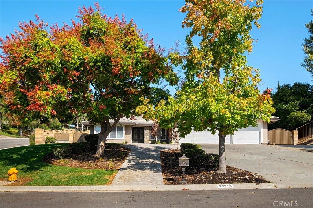 Property Photo: 20633 Circulo Loma CA 92887