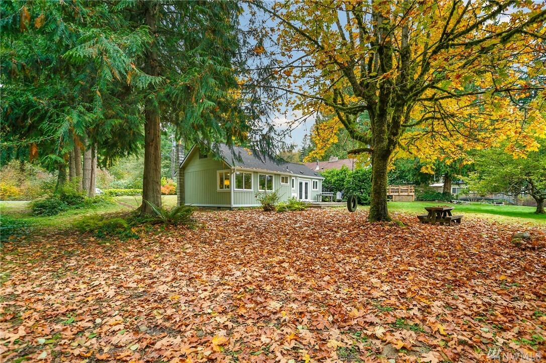 Property Photo:  4717 Lerch Rd  WA 98290 