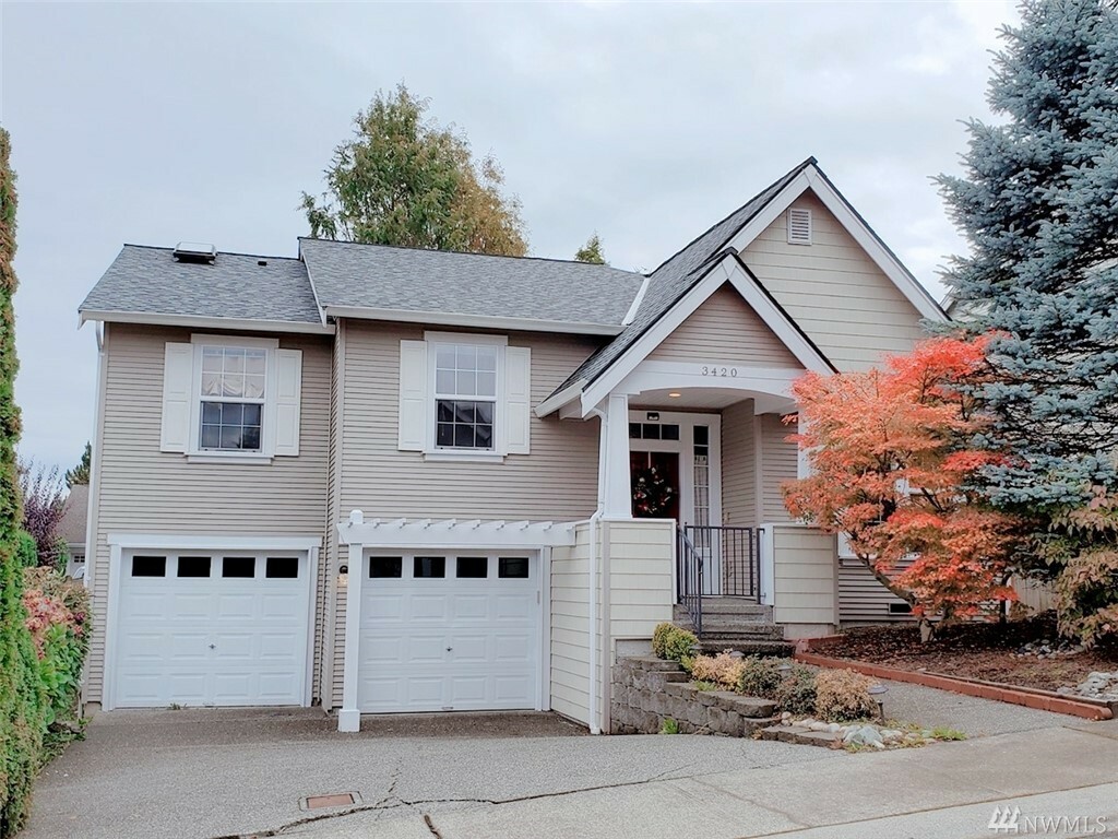 Property Photo:  3420 207th Place SW  WA 98036 