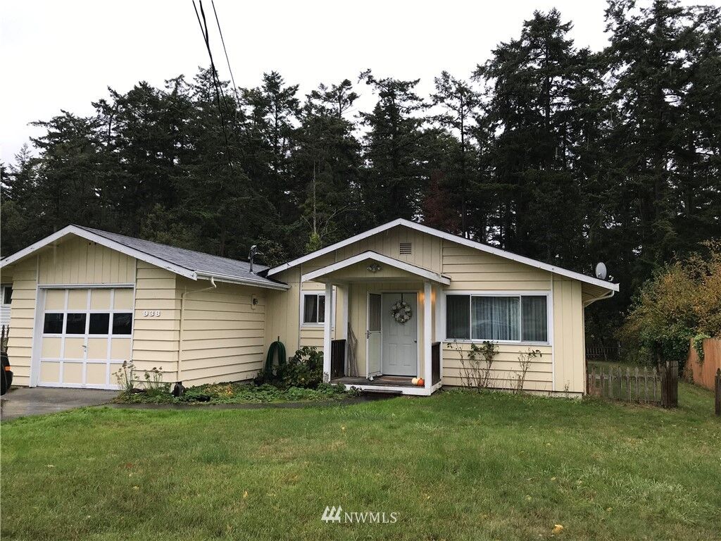 Property Photo:  938  Burroughs Avenue  WA 98277 