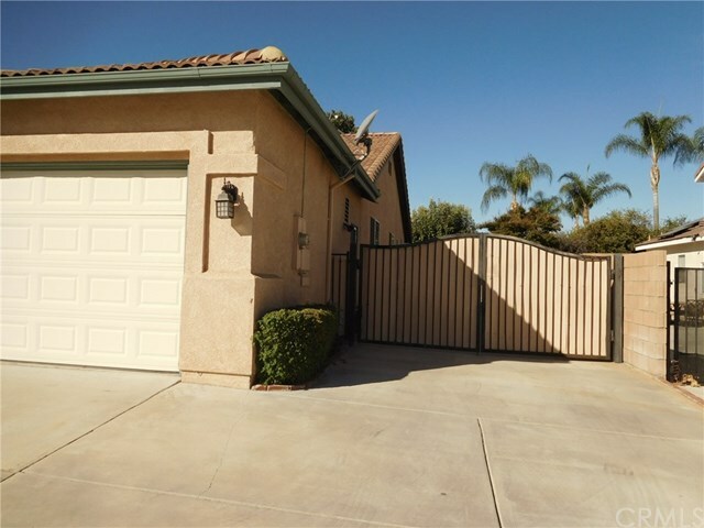 Property Photo:  959 Corwin Place  CA 92544 