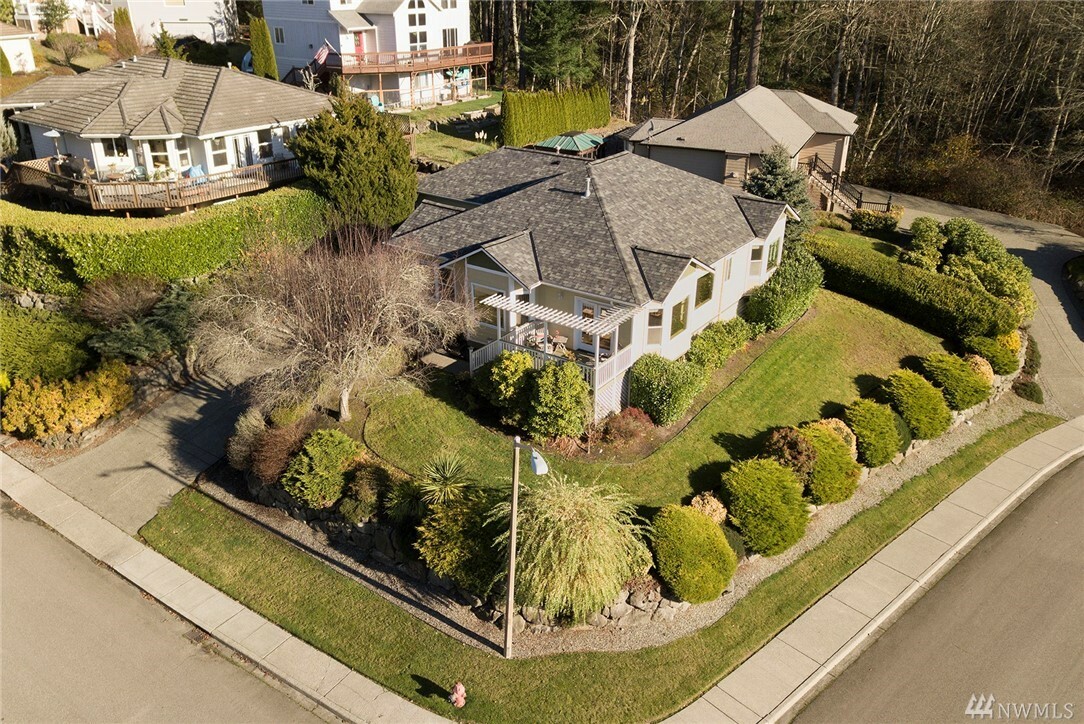 Property Photo:  17684 Baywatch Ct NE  WA 98370 