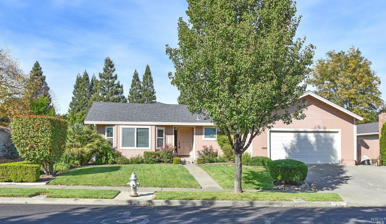 Property Photo:  2416 Maclean Street  CA 94558 