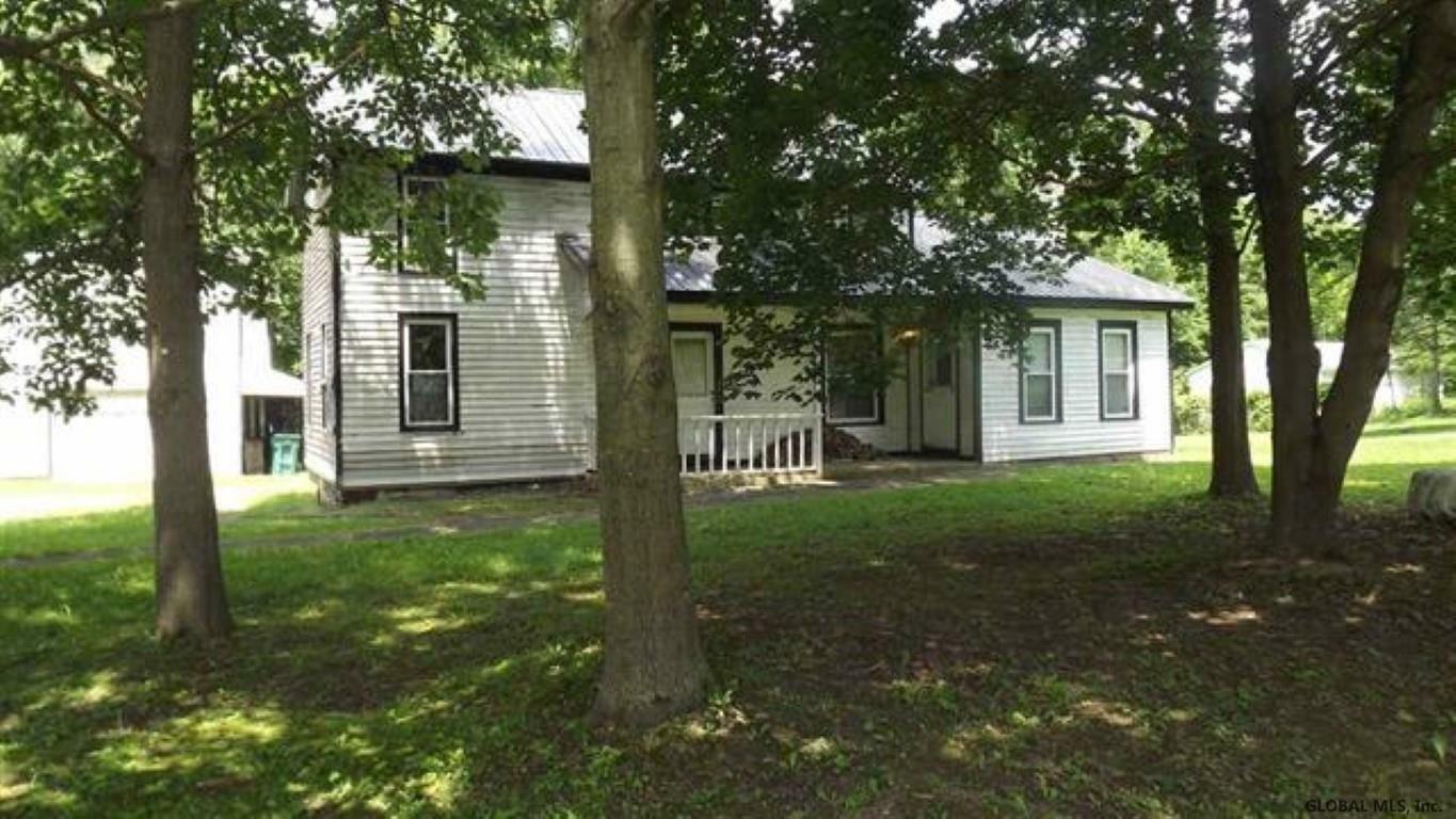 Property Photo:  168 Newton Street  NY 12053 