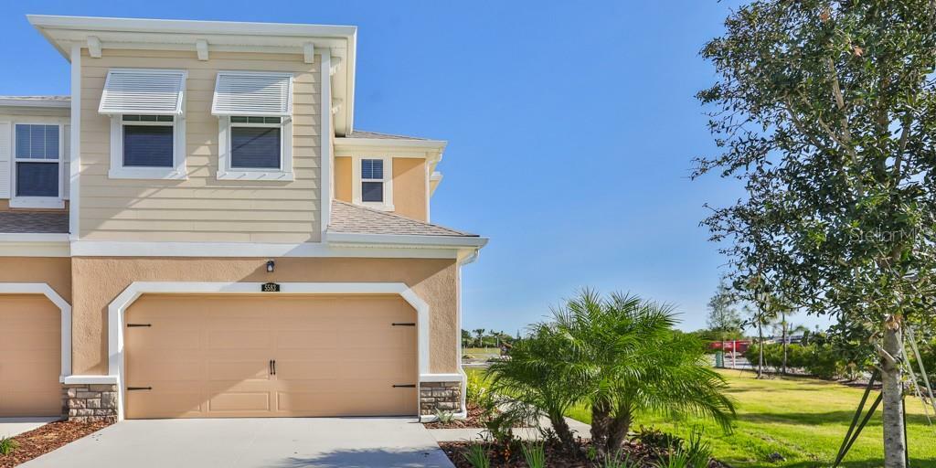 Property Photo:  5583 Pleasantview Court 614/89  FL 34211 