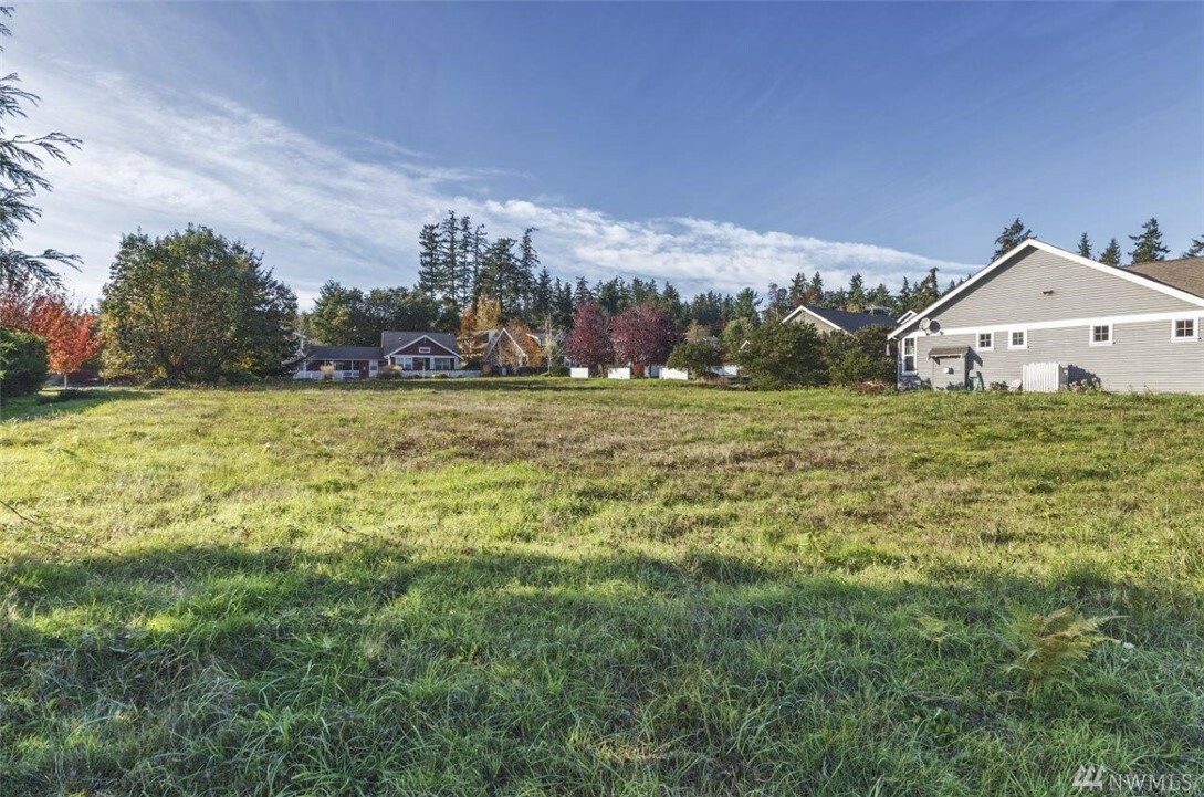 Property Photo: 222 N Carnegie Ave WA 98368