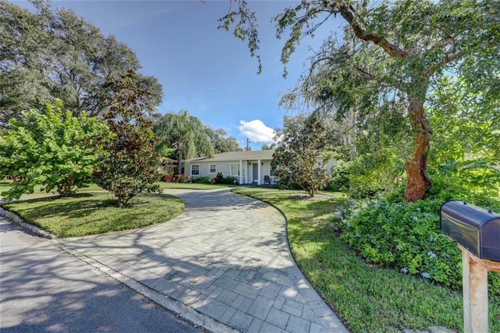 Property Photo:  4608 S Ferdinand Avenue  FL 33611 