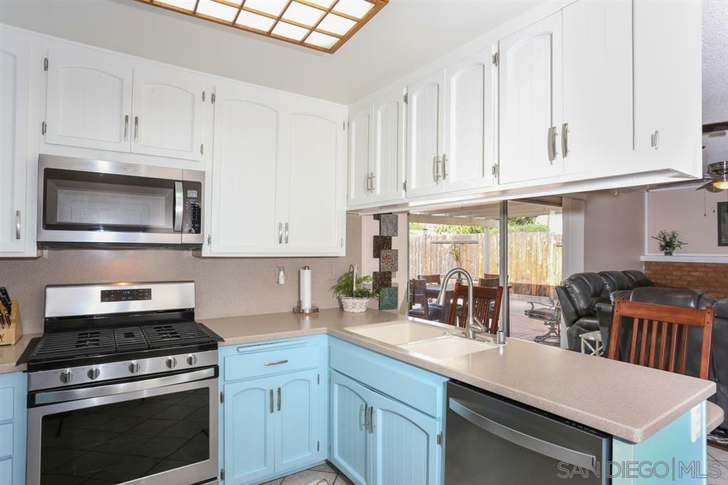 Property Photo:  10216 Carreta Drive  CA 92071 