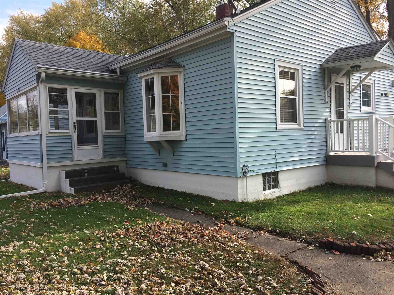 Property Photo:  2537 Genessee Avenue  IN 46809 