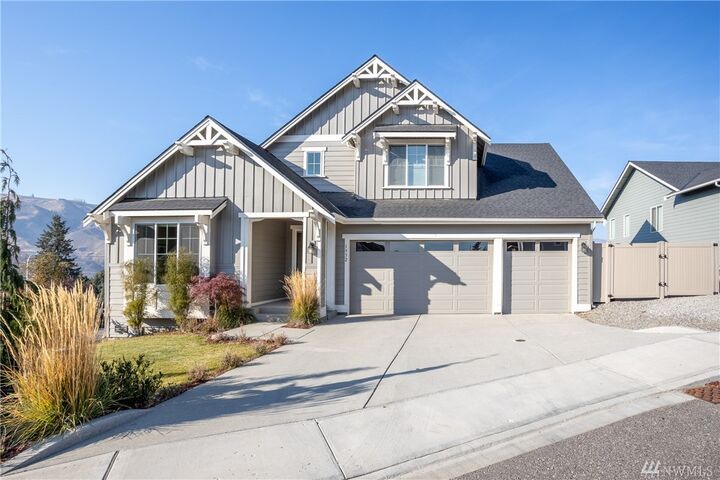 1932  Legendary Lane  East Wenatchee WA 98802 photo