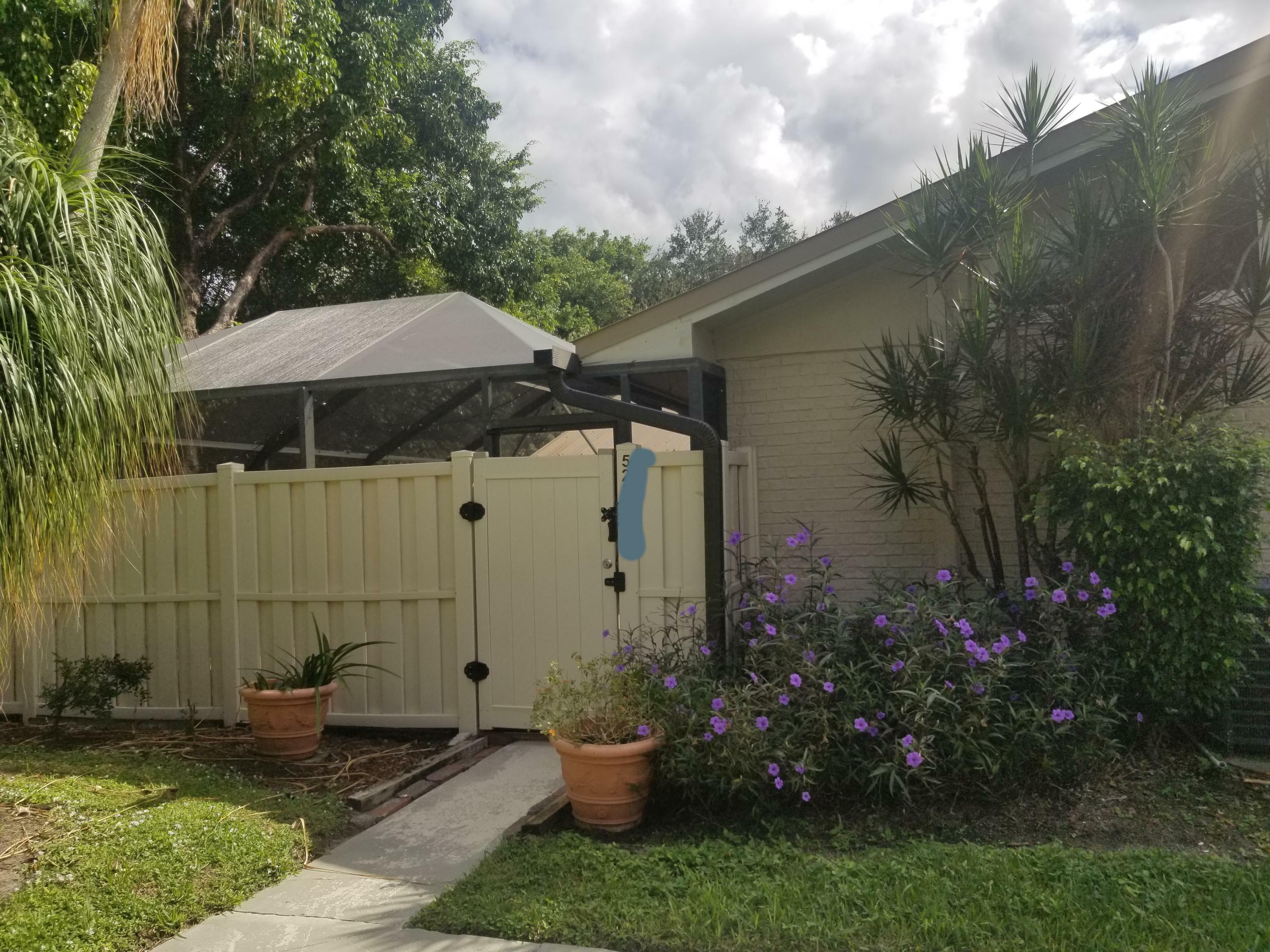 5281 Eagle Lake Drive  Palm Beach Gardens FL 33418 photo