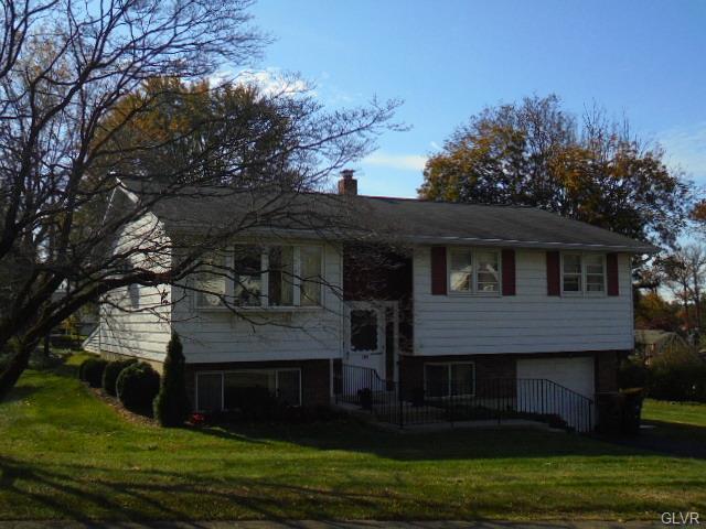 354 Crest Drive  Whitehall Twp PA 18052 photo
