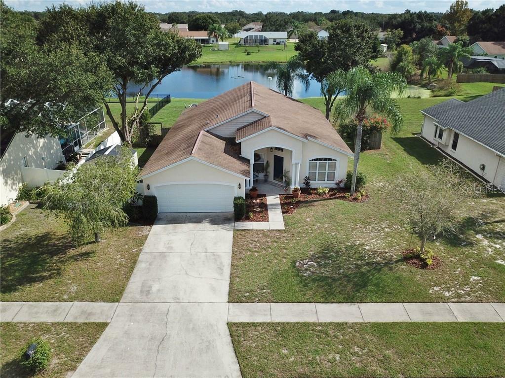 Property Photo:  10508 Omega Way  FL 33569 