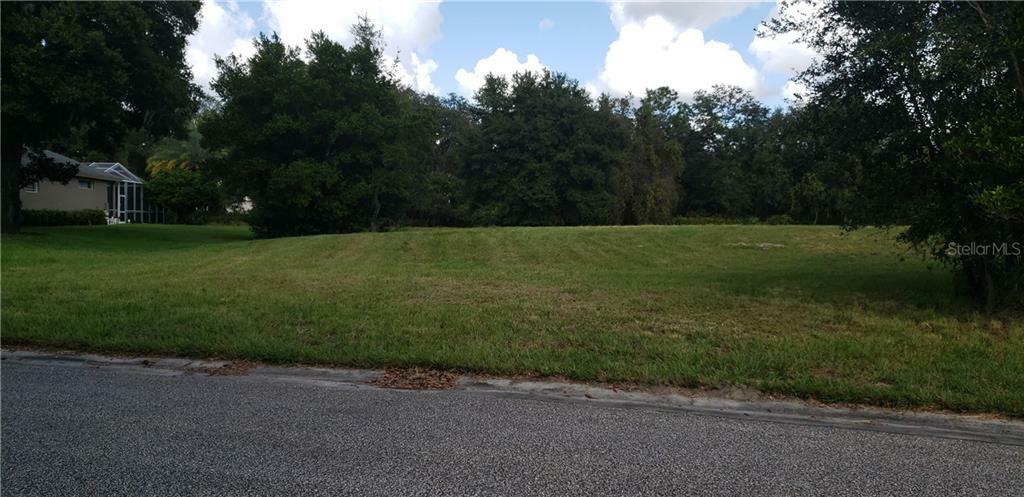 Property Photo: 2811 Coastal Range Way FL 33559