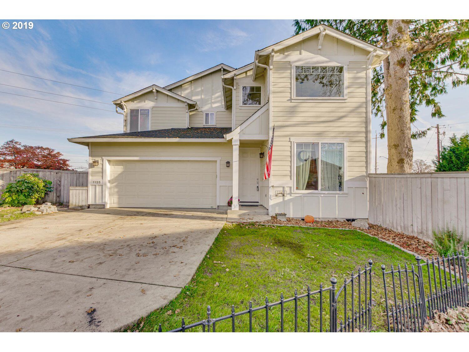 Property Photo: 1125 SE 9th Ave WA 98604