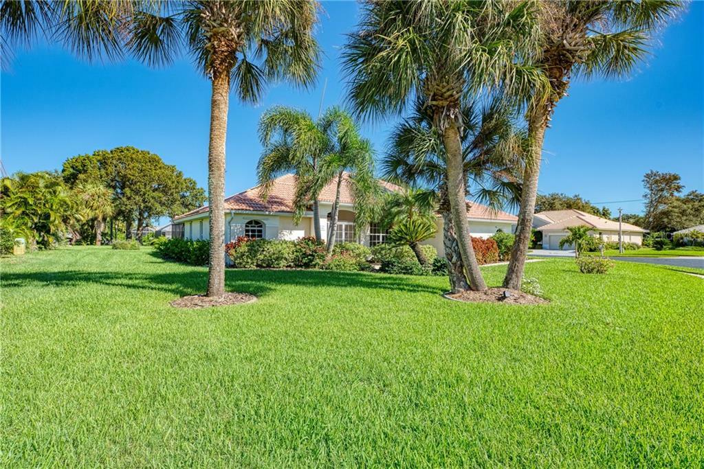 Property Photo: 538 Laurel Cherry Lane FL 34293