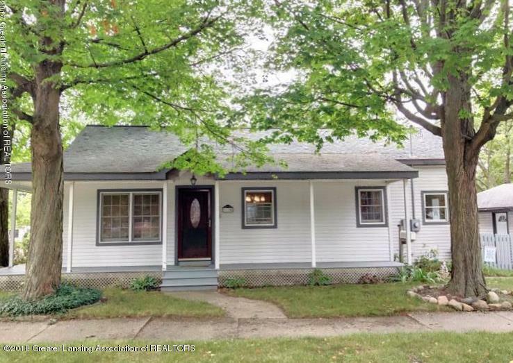 Property Photo: 110 W Potter Avenue MI 48910