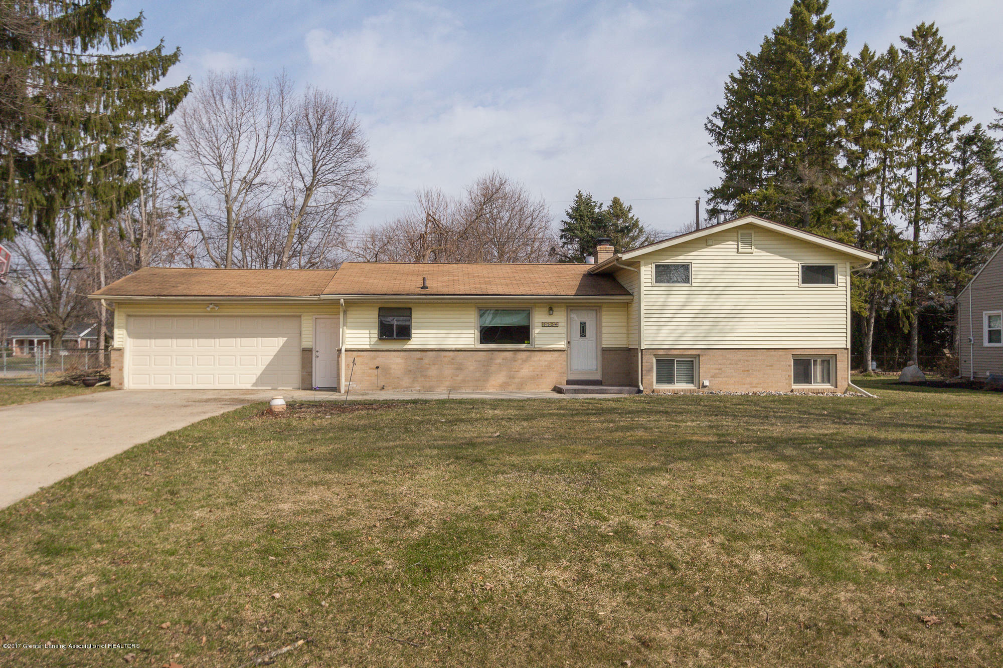 Property Photo:  3524 Aragon Drive  MI 48906 