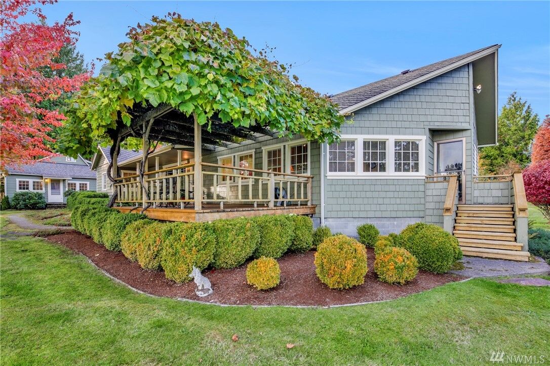 Property Photo:  2330  Gravelly Beach Loop NW  WA 98502 