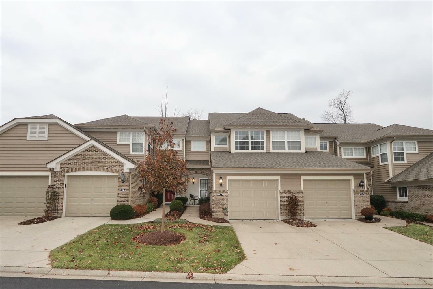 Property Photo:  5925 Castlewood Crossing  OH 45150 