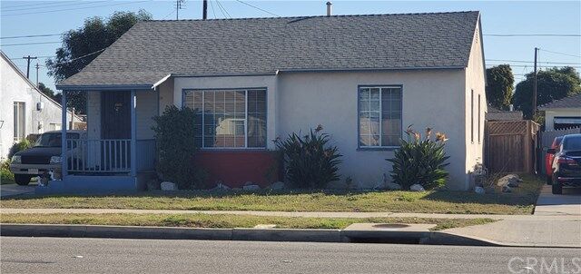 Property Photo:  14518 Van Ness Avenue  CA 90249 