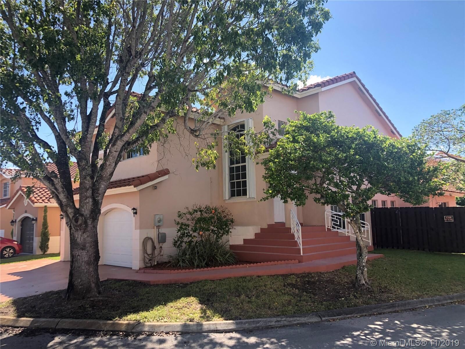 Property Photo: 5060 SW 154th Ct FL 33185