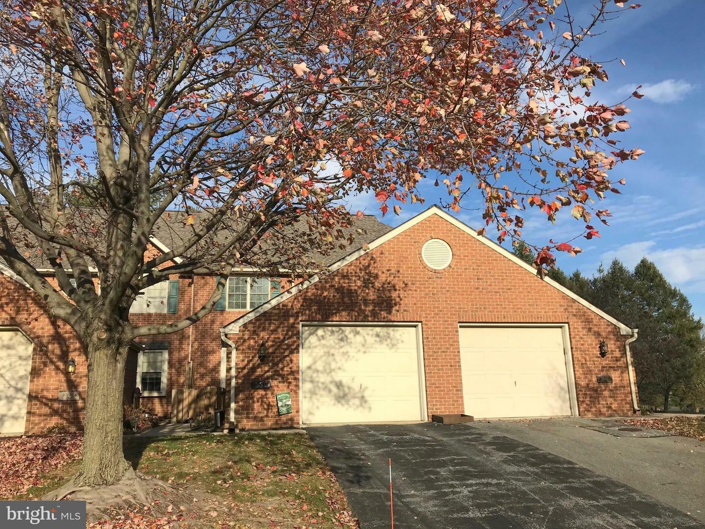 Property Photo:  130 Summitville Court  PA 17603 
