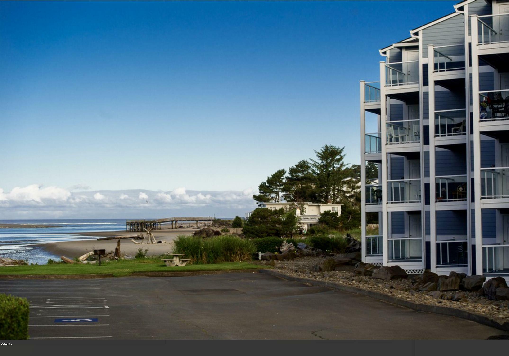 Property Photo: 5201 SW Hwy 101 408 OR 97367