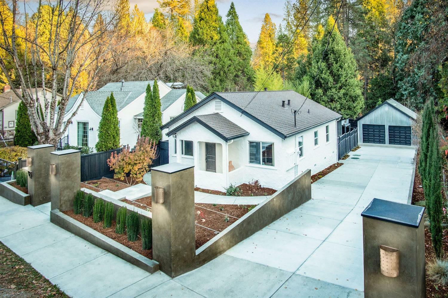 Property Photo: 10433 Boulder Street CA 95959