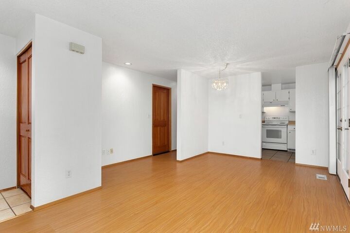 Property Photo:  2821  L St SE  WA 98002 