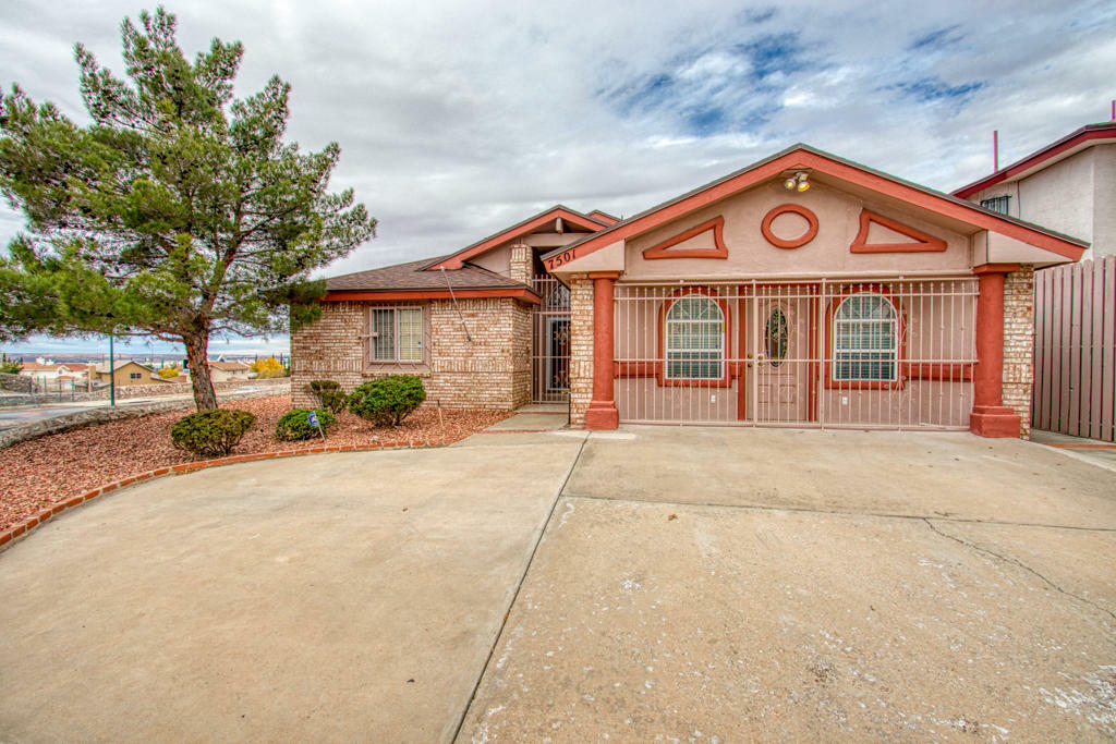 Property Photo:  7501 Medano Drive  TX 79912 