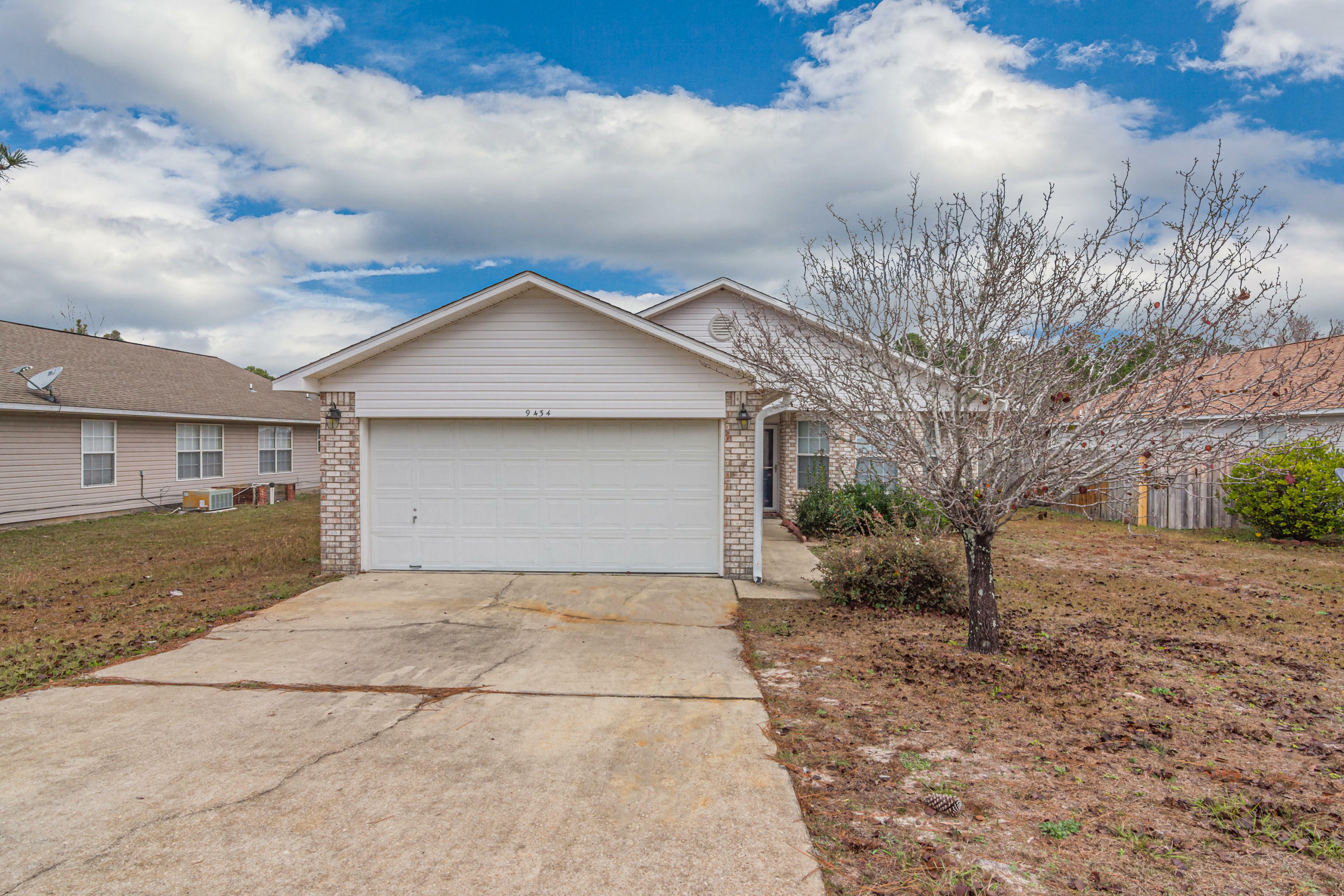 Property Photo:  9434 Parker Place Drive  FL 32566 