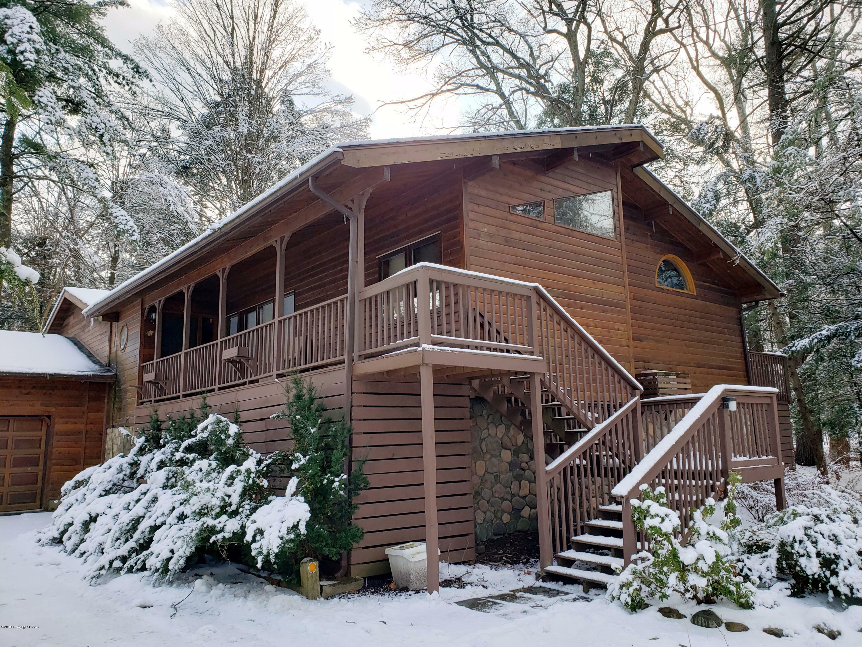 Property Photo:  3530 Spruce Cabin Rd  PA 18326 