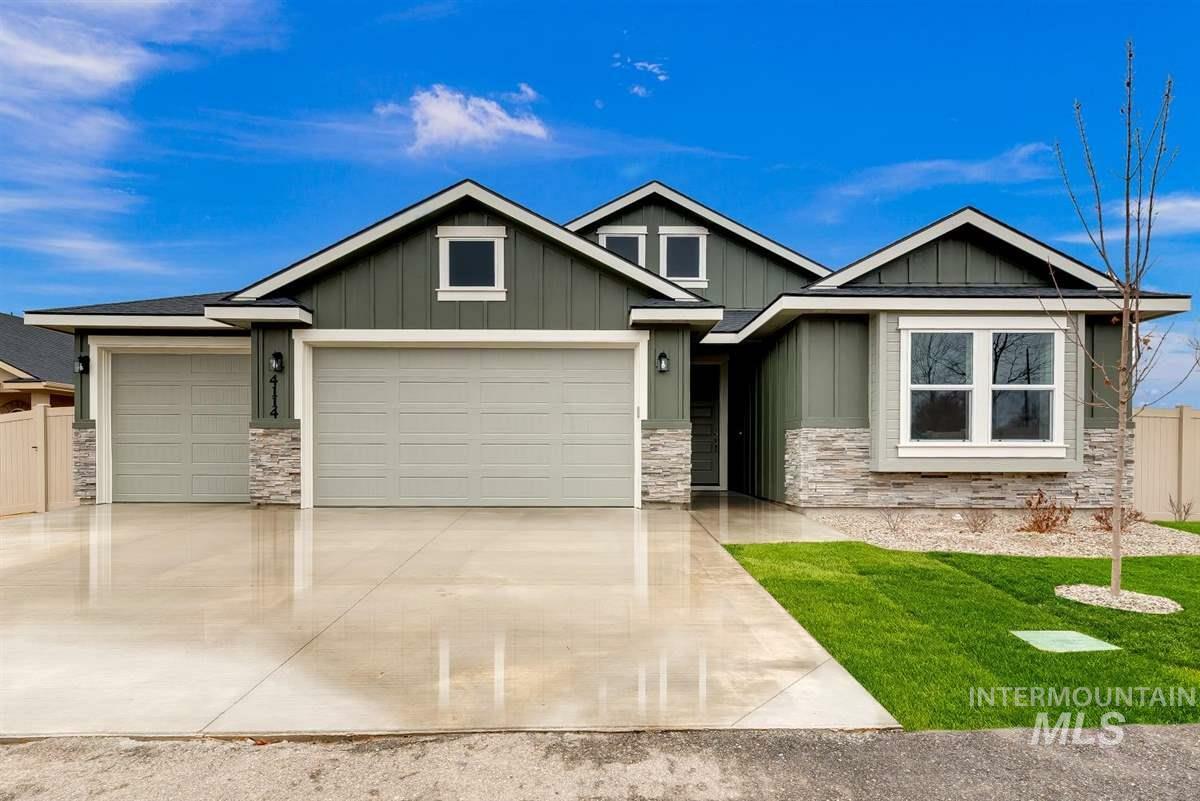 Property Photo: 4114 S Lava Springs Loop ID 83686