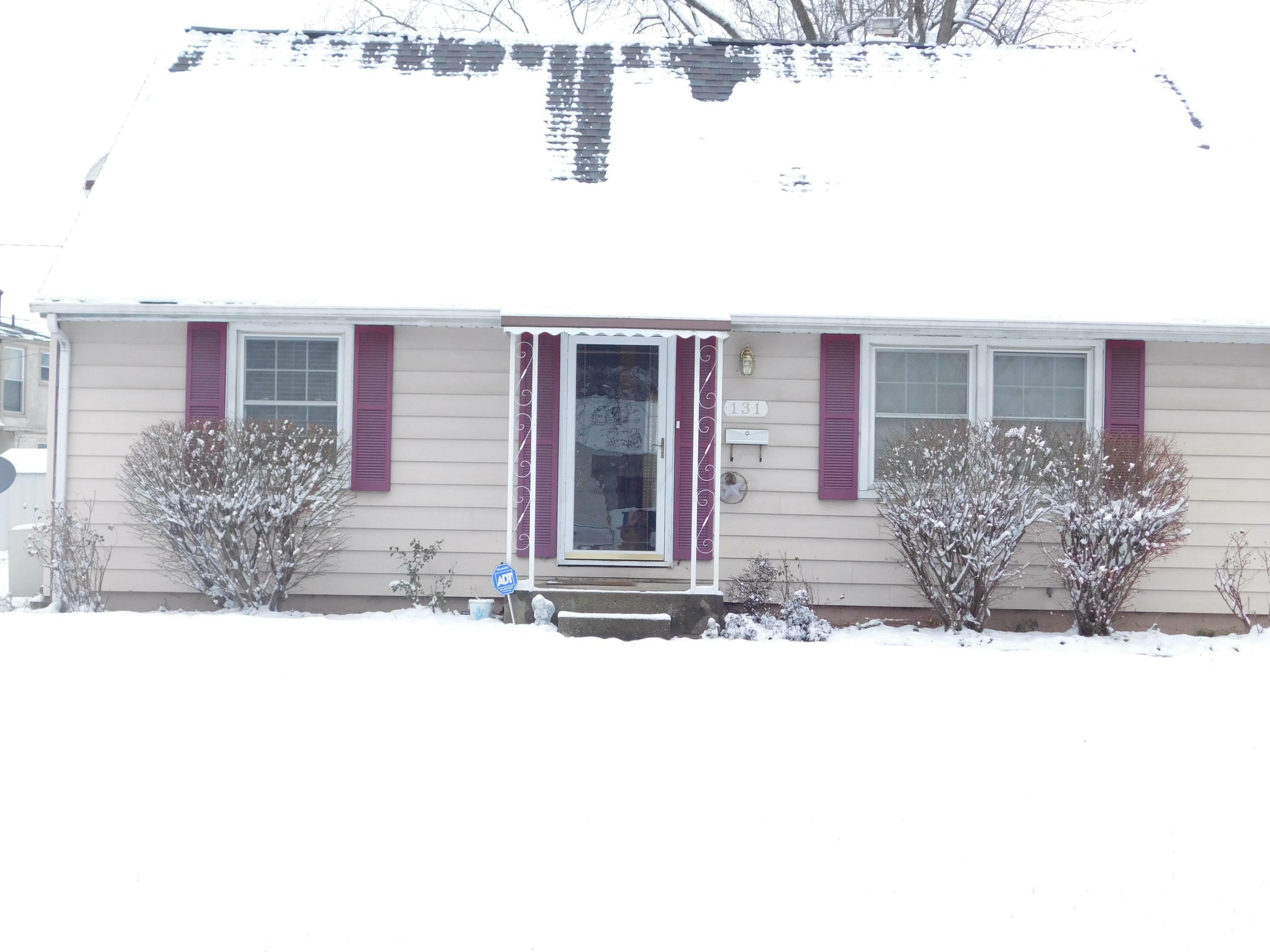 Property Photo:  131 Deerfield Road  OH 43228 