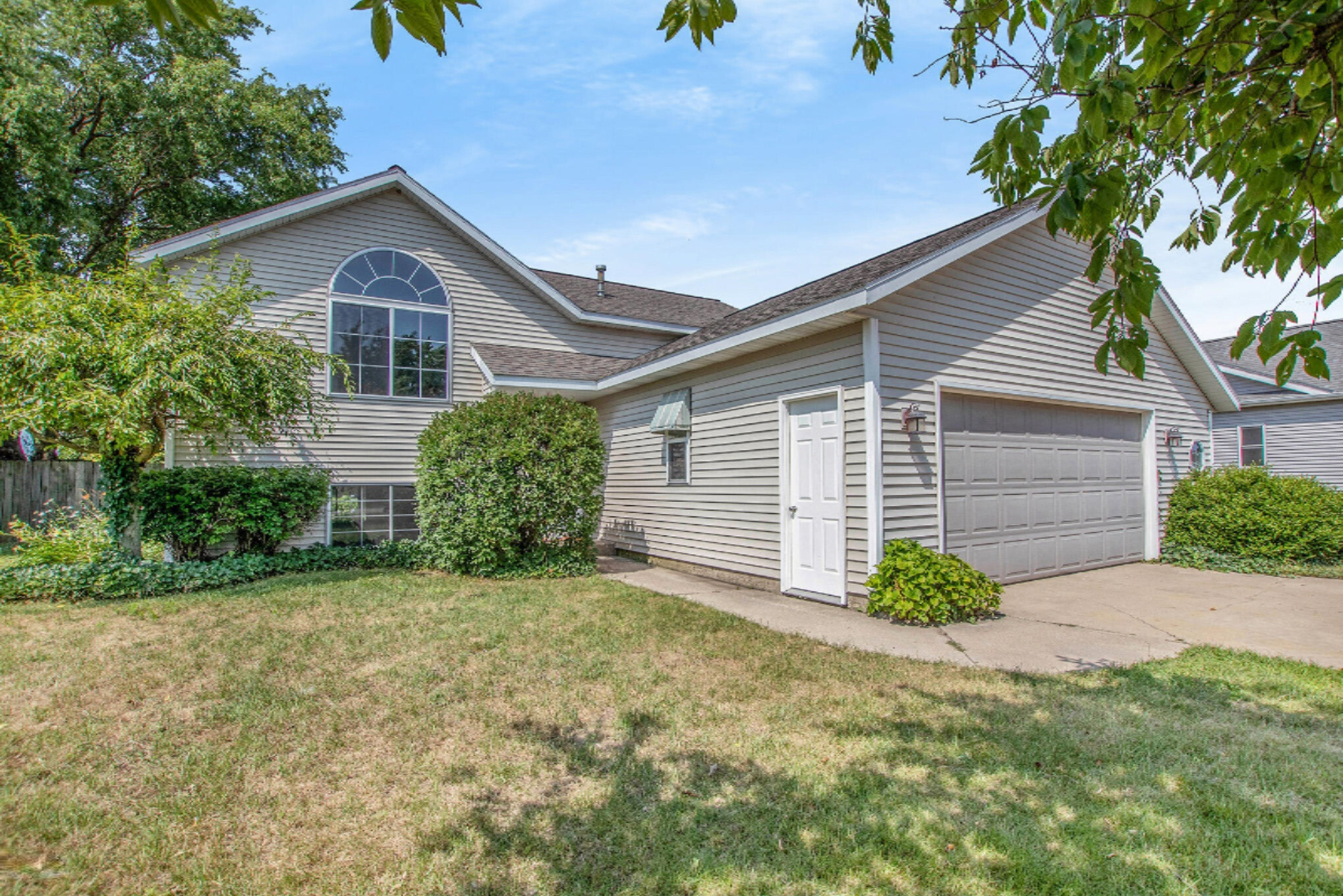 Property Photo: 9441 Northwind Drive MI 49464