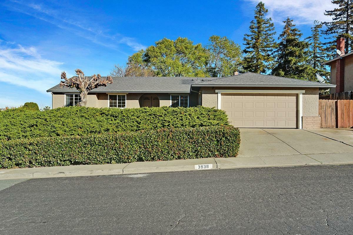 Property Photo:  3938 Chatworth Street  CA 94565 