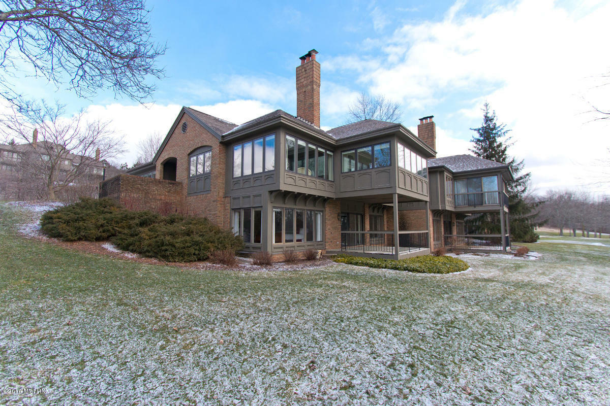 Property Photo: 680 Cascade Hills Hollow SE MI 49546
