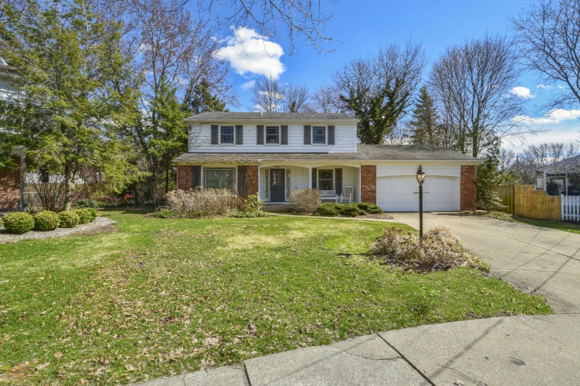 Property Photo:  1814 Wilnella Drive SE  MI 49506 