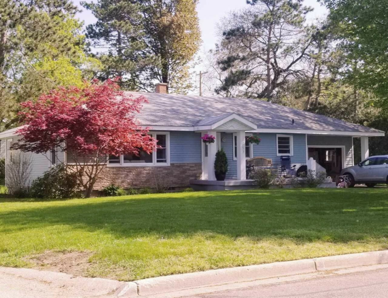 Property Photo:  757 Fall Street  MI 49456 