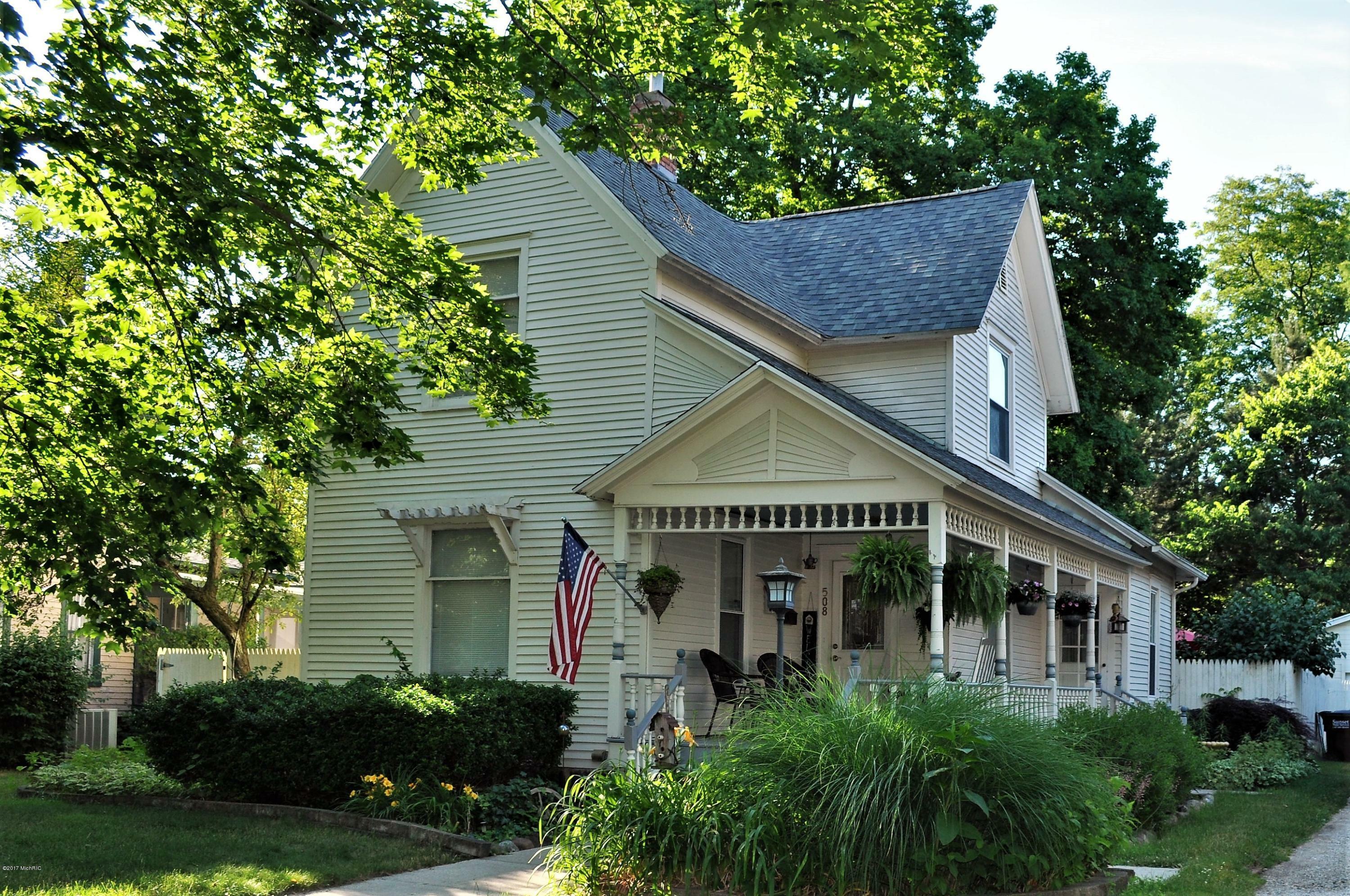 Property Photo:  508 Trowbridge Street  MI 49010 