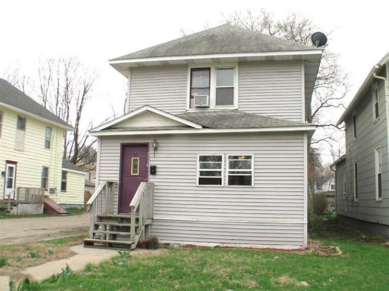 Property Photo: 206 W 9th Street MI 49423