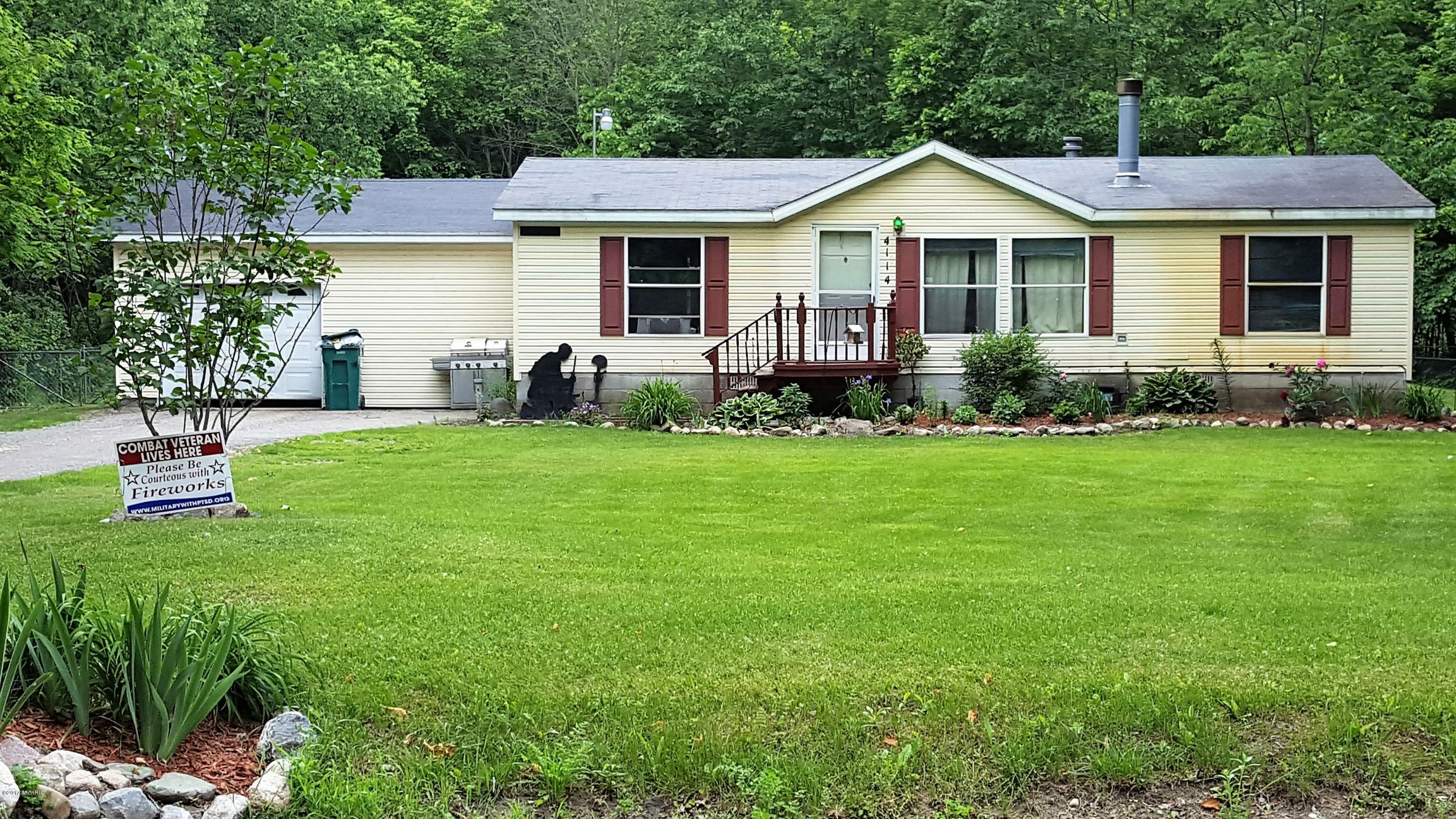 Property Photo:  4114 E Shore  MI 48888 