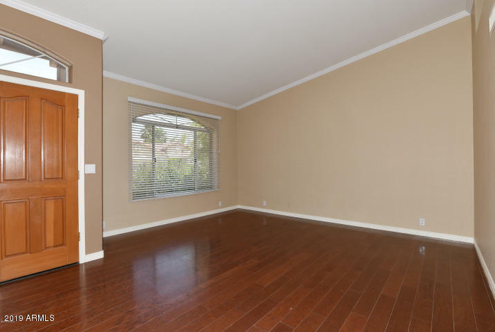 Property Photo: 5623 E Grandview Road AZ 85254